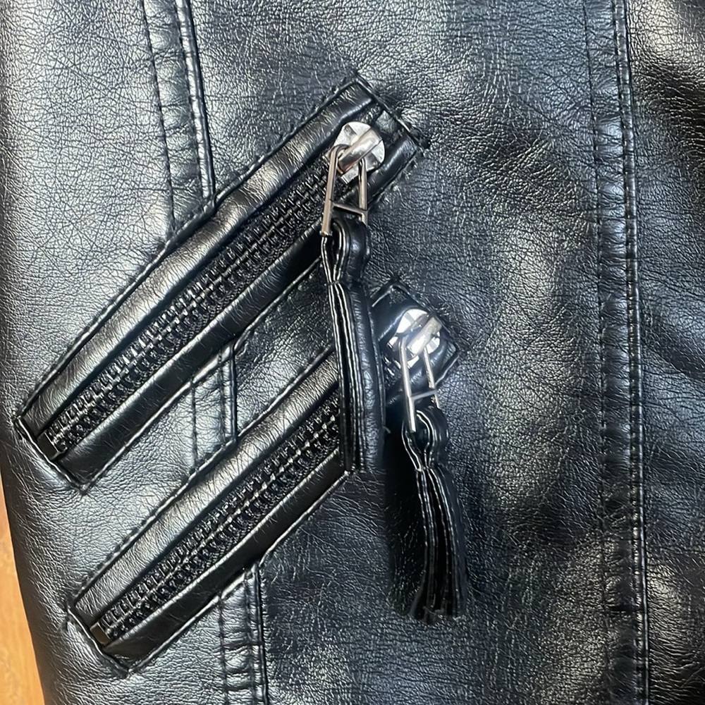 LJYH - Faux Leather Jacket - Soft lining - Picture 5 of 11